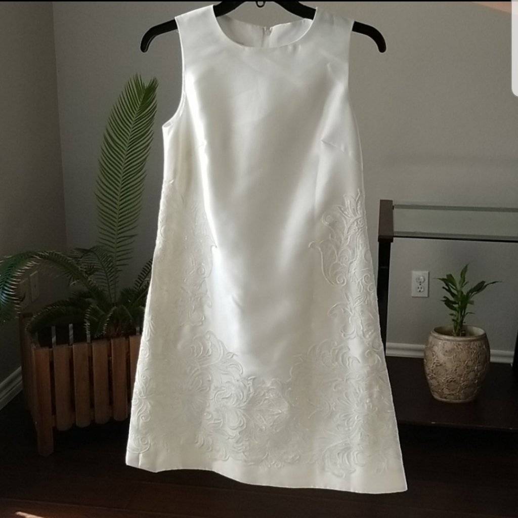 David's Bridal Beautiful Sequin Ivory Sleeveless Dress - Size 4 - Nwt